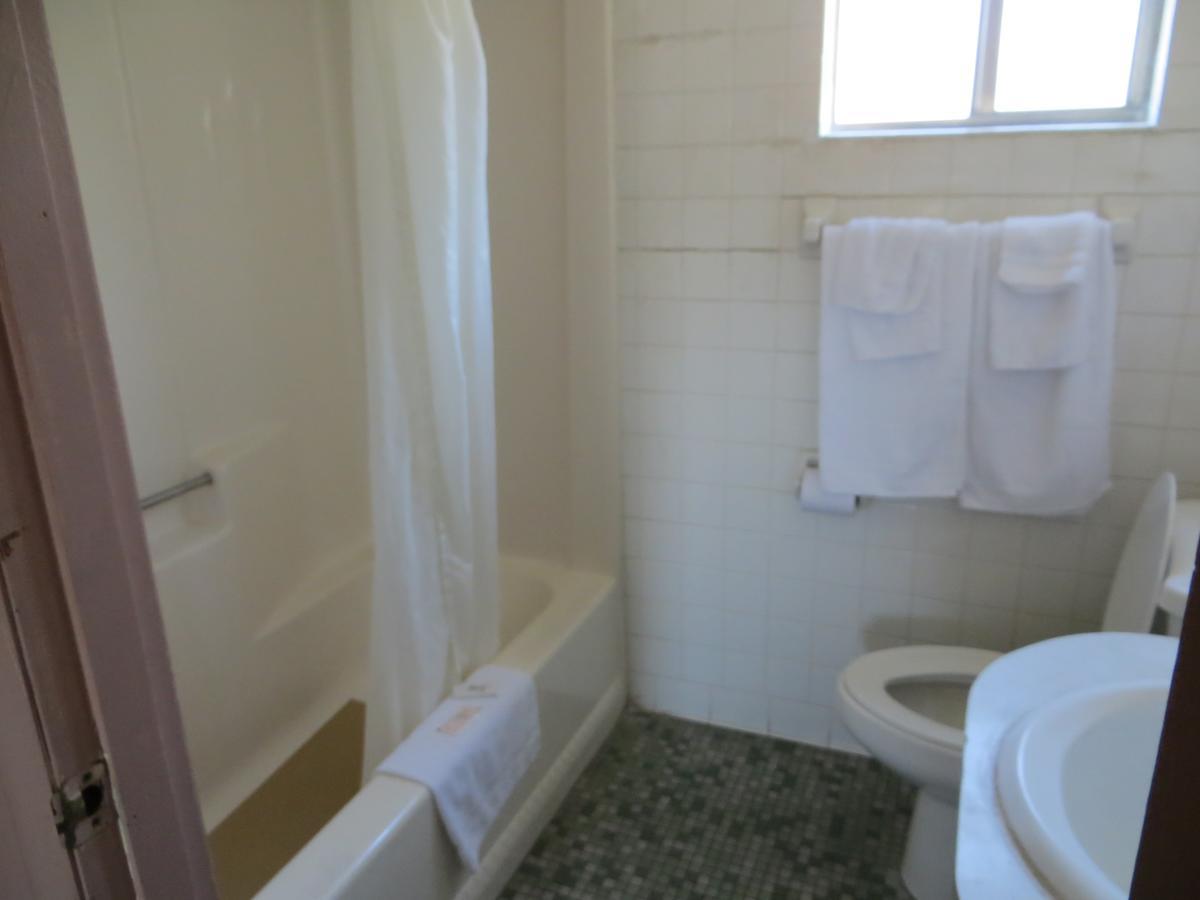 Redwood Inn Gadsden Esterno foto